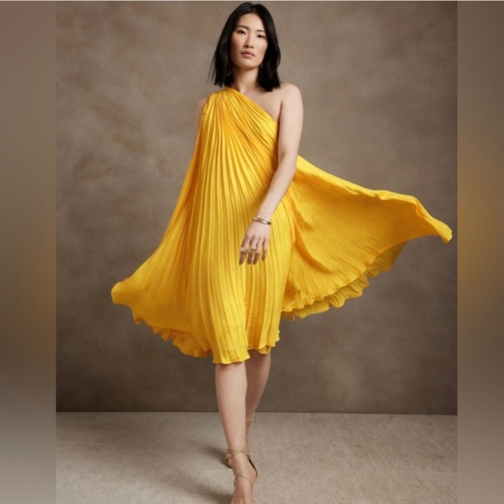 NWT: Banana Republic Radiant One-Shoulder "Yellow Umbrella" Dress - size S!